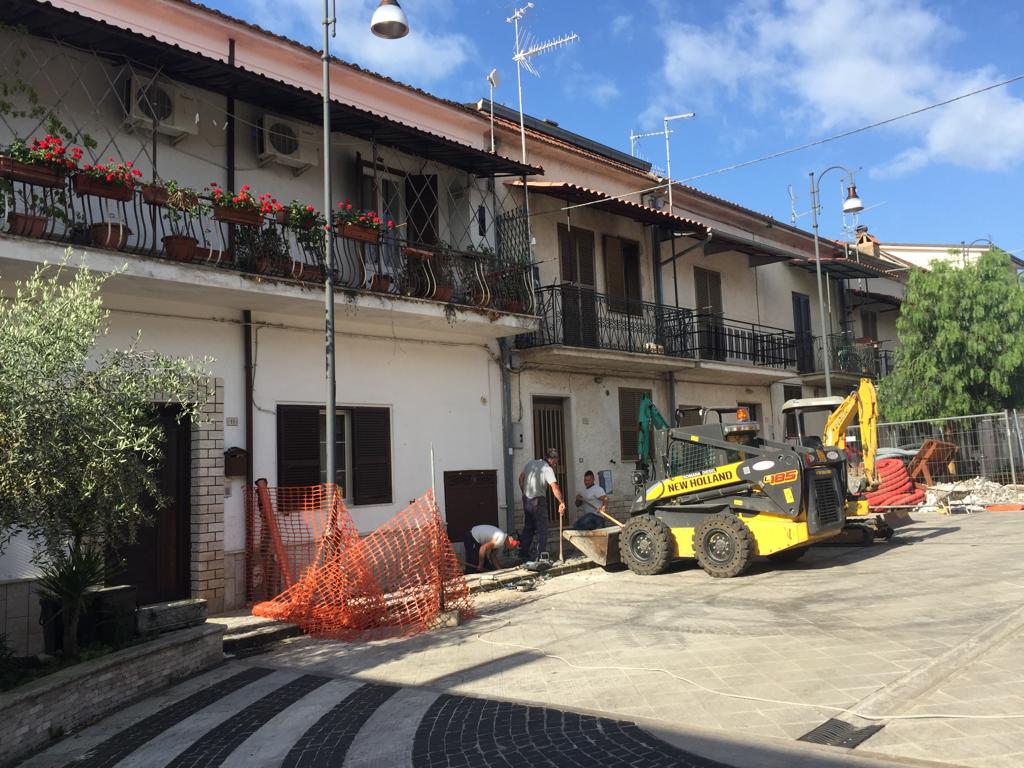 RIFACIMENTO FACCIATE CENTRO STORICO COLFELICE (FR)